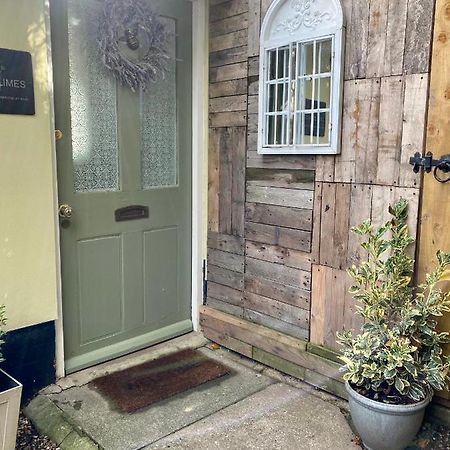 Little Limes An Adorable Little Suffolk Getaway With Outside Space Near Woodbridge Eyke Kültér fotó