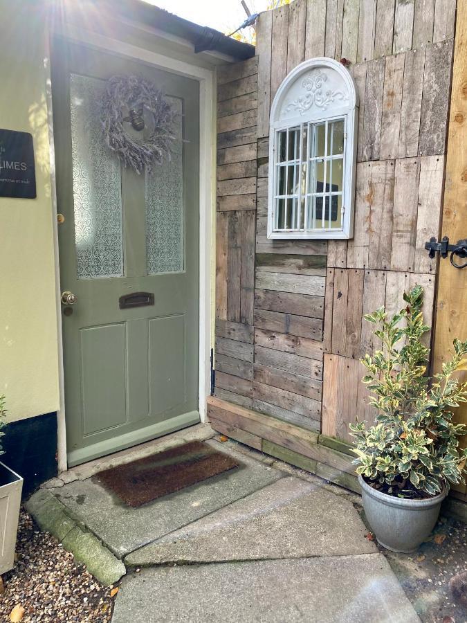 Little Limes An Adorable Little Suffolk Getaway With Outside Space Near Woodbridge Eyke Kültér fotó